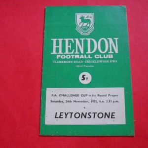 1973/74 HENDON V LEYTONSTONE FA CUP