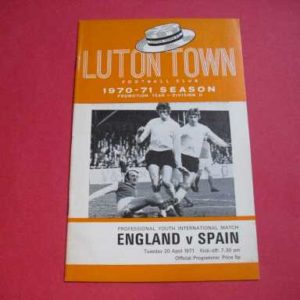 1971 ENGLAND V SPAIN YOUTH @ LUTON