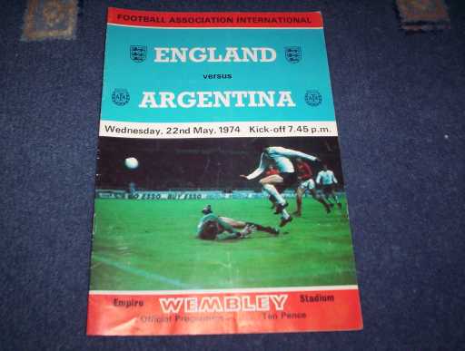 ENGLAND HOMES » 1974 ENGLAND V ARGENTINA