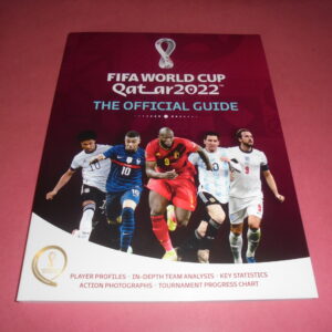 2022 FIFA WORLD CUP QATAR THE OFFICIAL GUIDE (free postage)